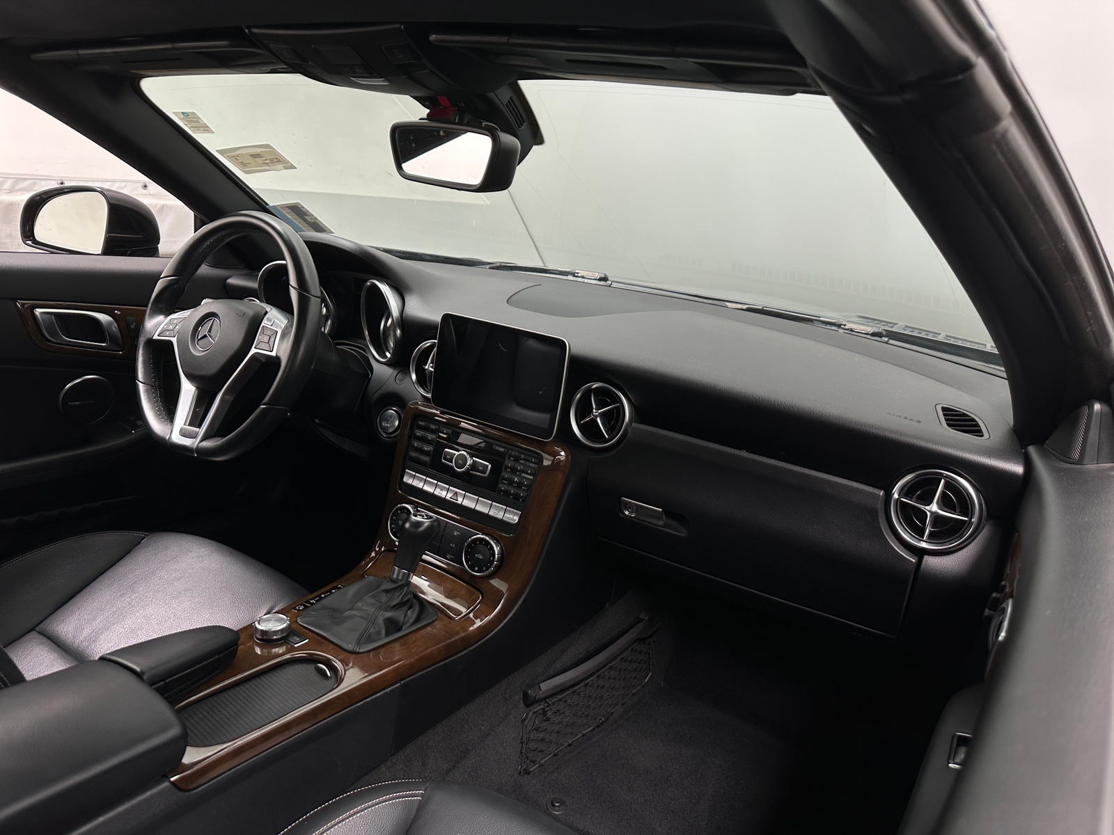 Thumbnail: 2015 Mercedes-Benz SLK - 2