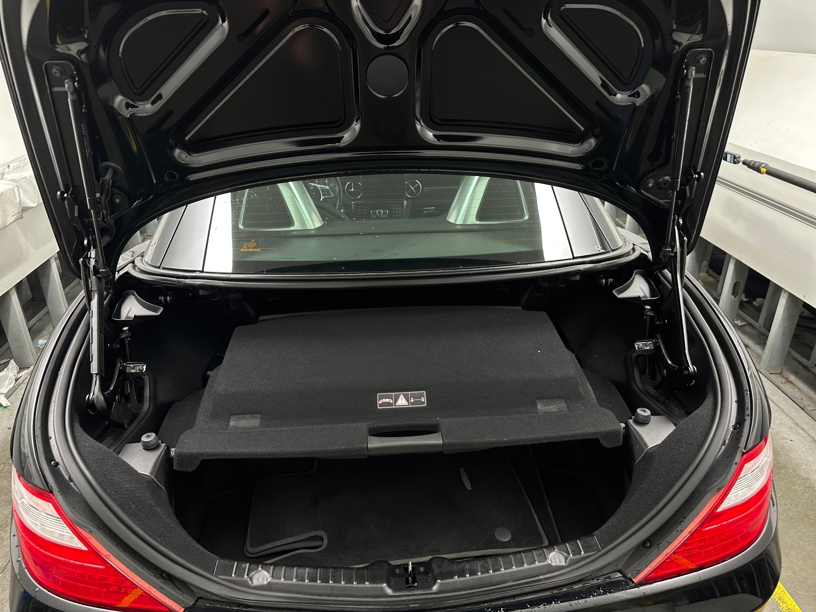 Thumbnail: 2015 Mercedes-Benz SLK - 5