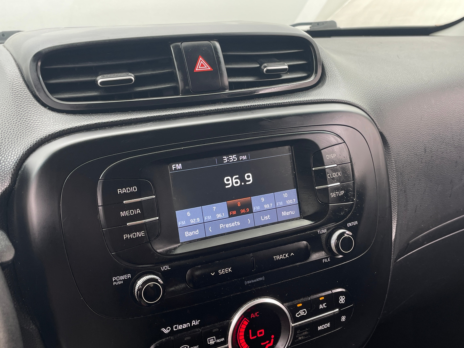Thumbnail: 2017 Kia Soul - 4