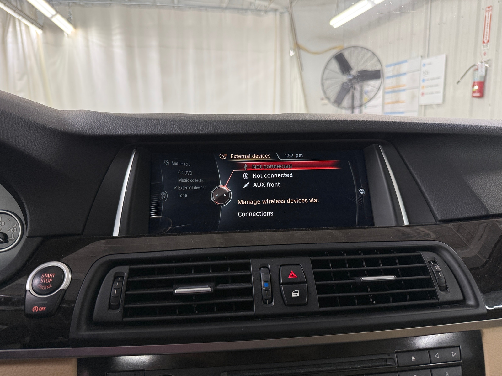 Thumbnail: 2016 BMW 5 Series - 4