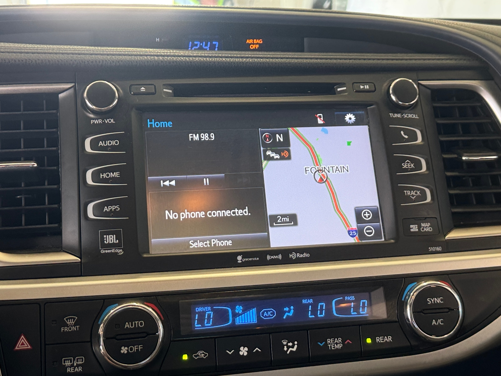 Thumbnail: 2016 Toyota Highlander - 3