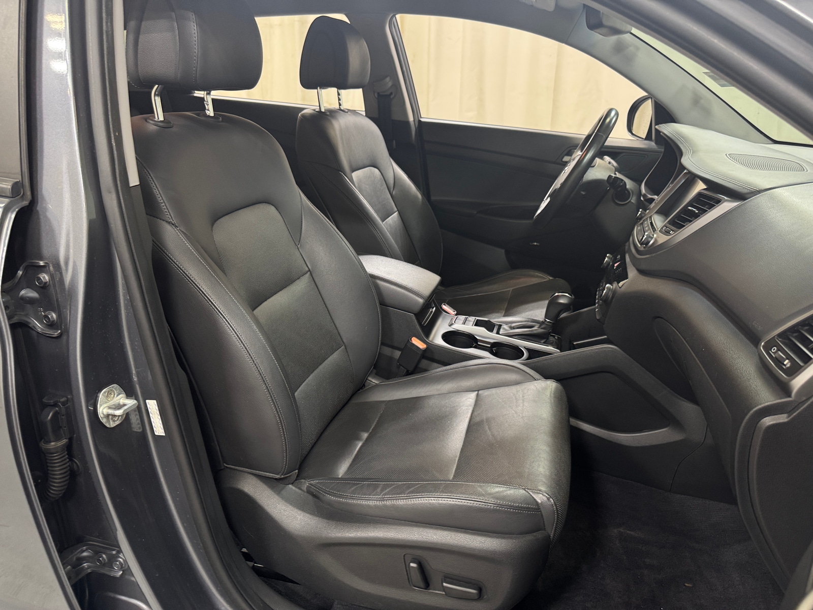 Thumbnail: 2017 Hyundai Tucson - 2