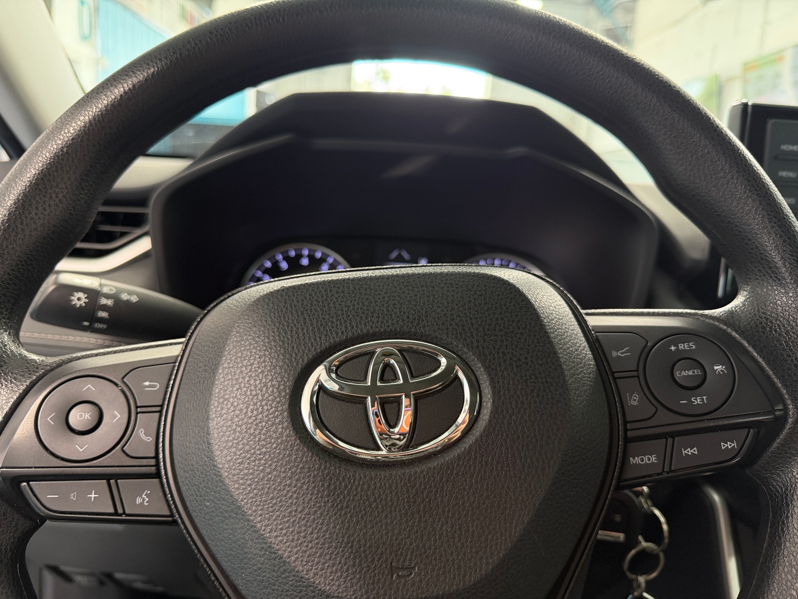 Thumbnail: 2021 Toyota RAV4 - 5