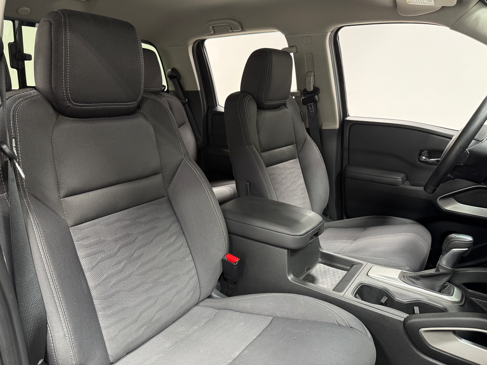 Thumbnail: 2024 Nissan Frontier - 2