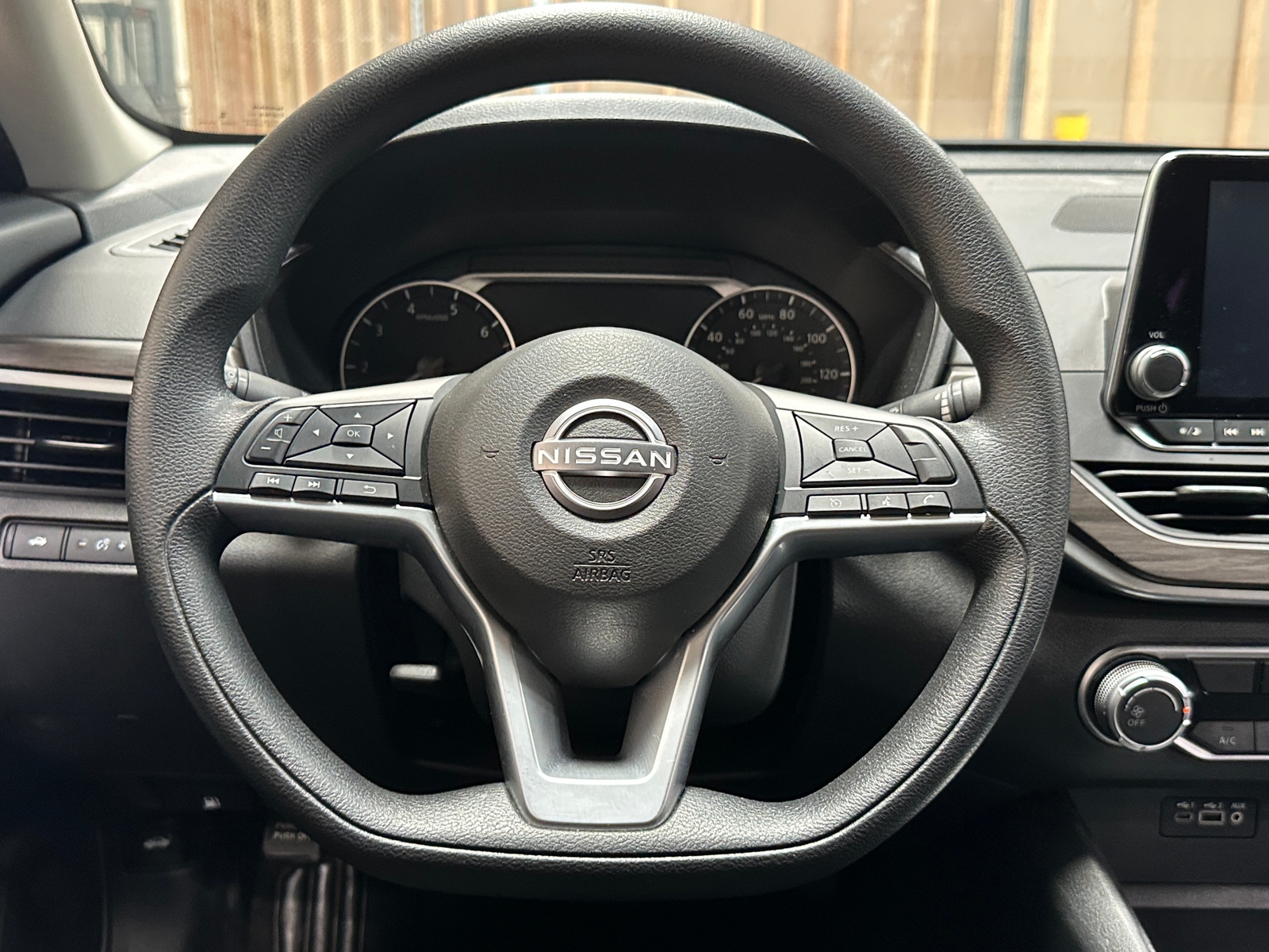 Thumbnail: 2025 Nissan Altima - 5
