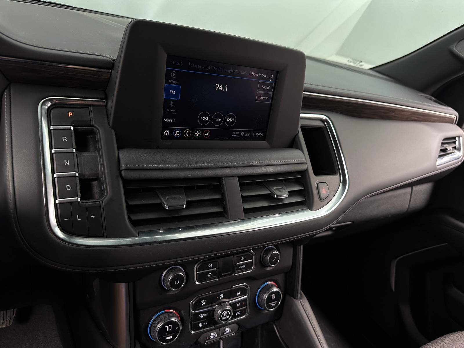 Thumbnail: 2023 Chevrolet Tahoe - 4