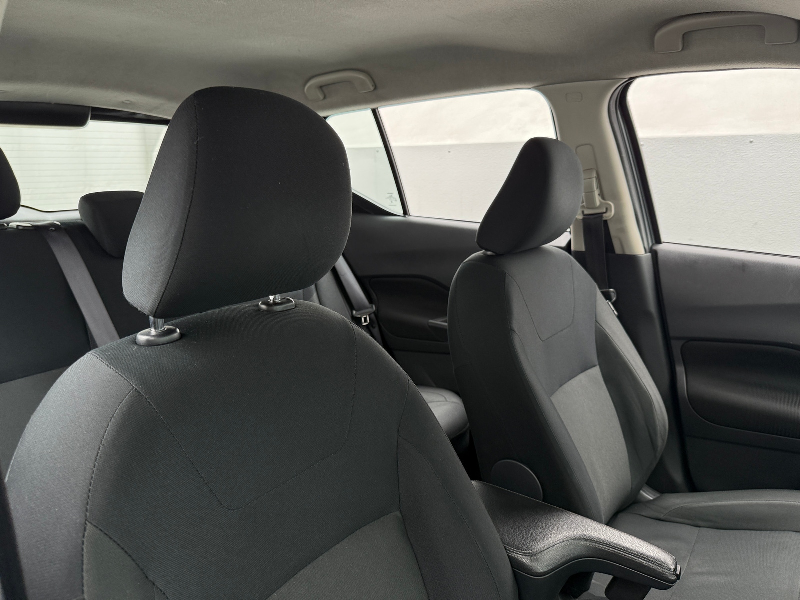 Thumbnail: 2024 Nissan Kicks - 2