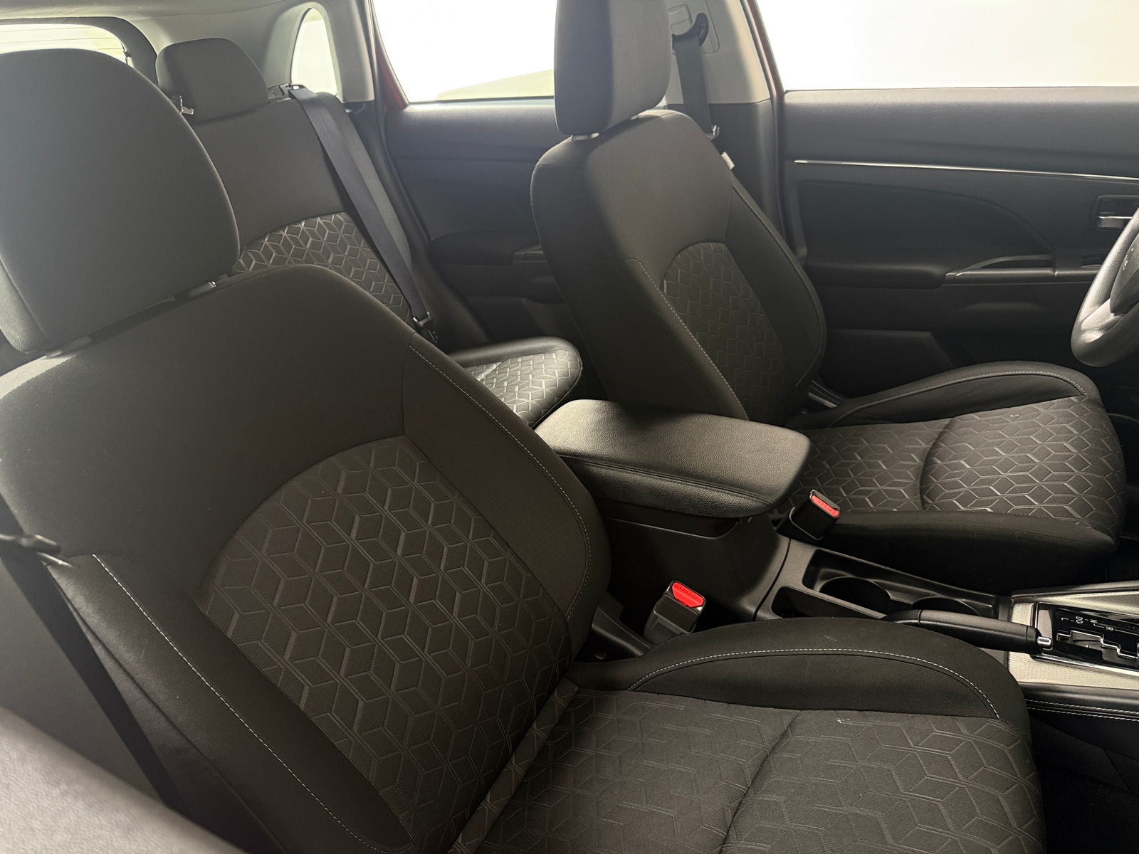 Thumbnail: 2021 Mitsubishi Outlander Sport - 2