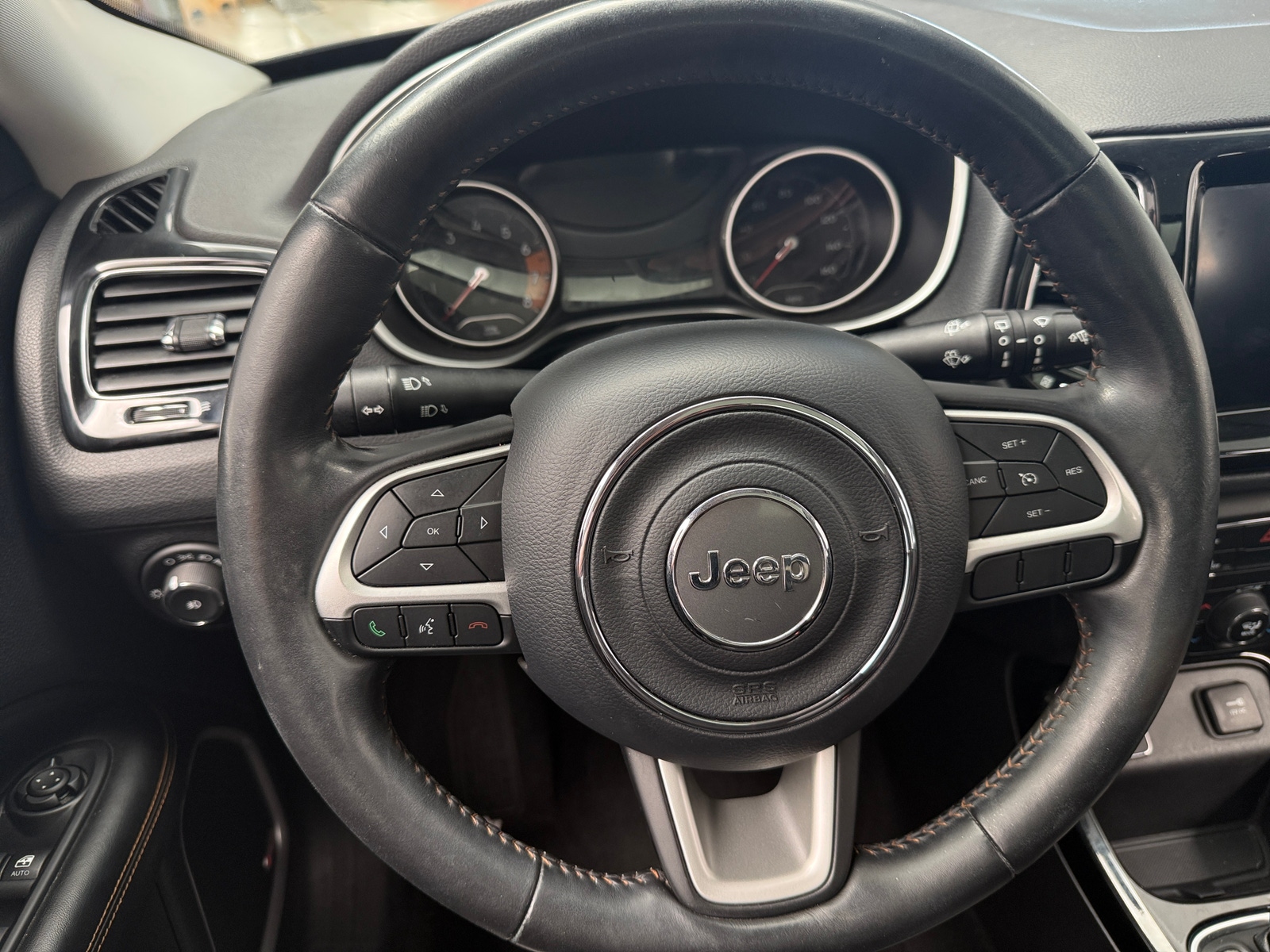 Thumbnail: 2019 Jeep Compass - 4