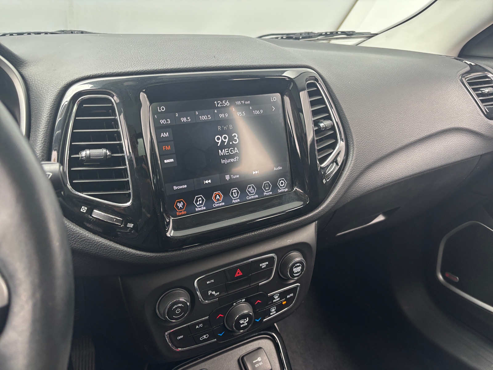 Thumbnail: 2019 Jeep Compass - 3