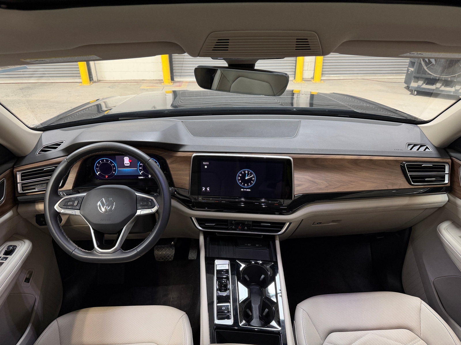 Thumbnail: 2026 Volkswagen Atlas - 3