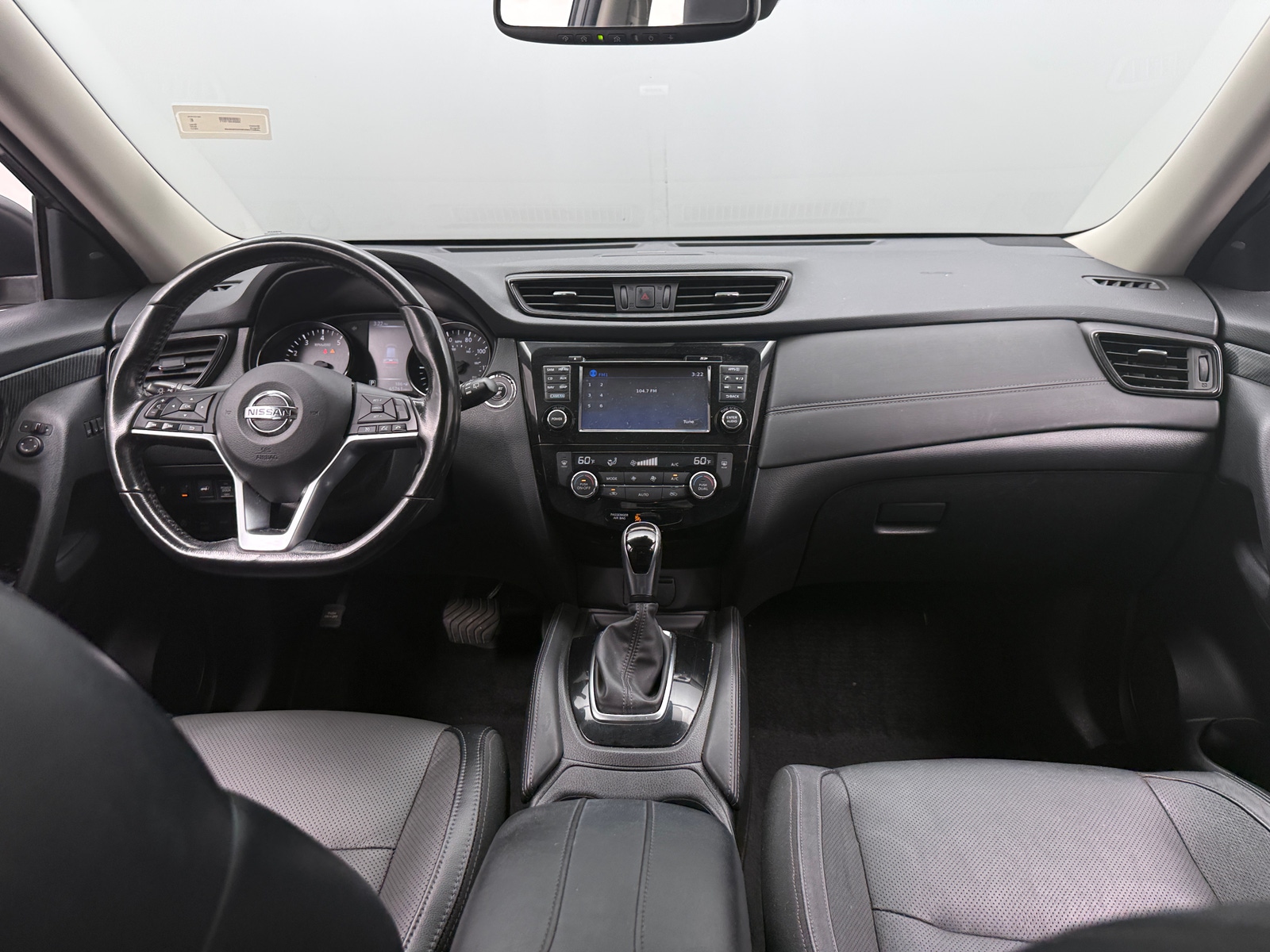 Thumbnail: 2017 Nissan Rogue - 2