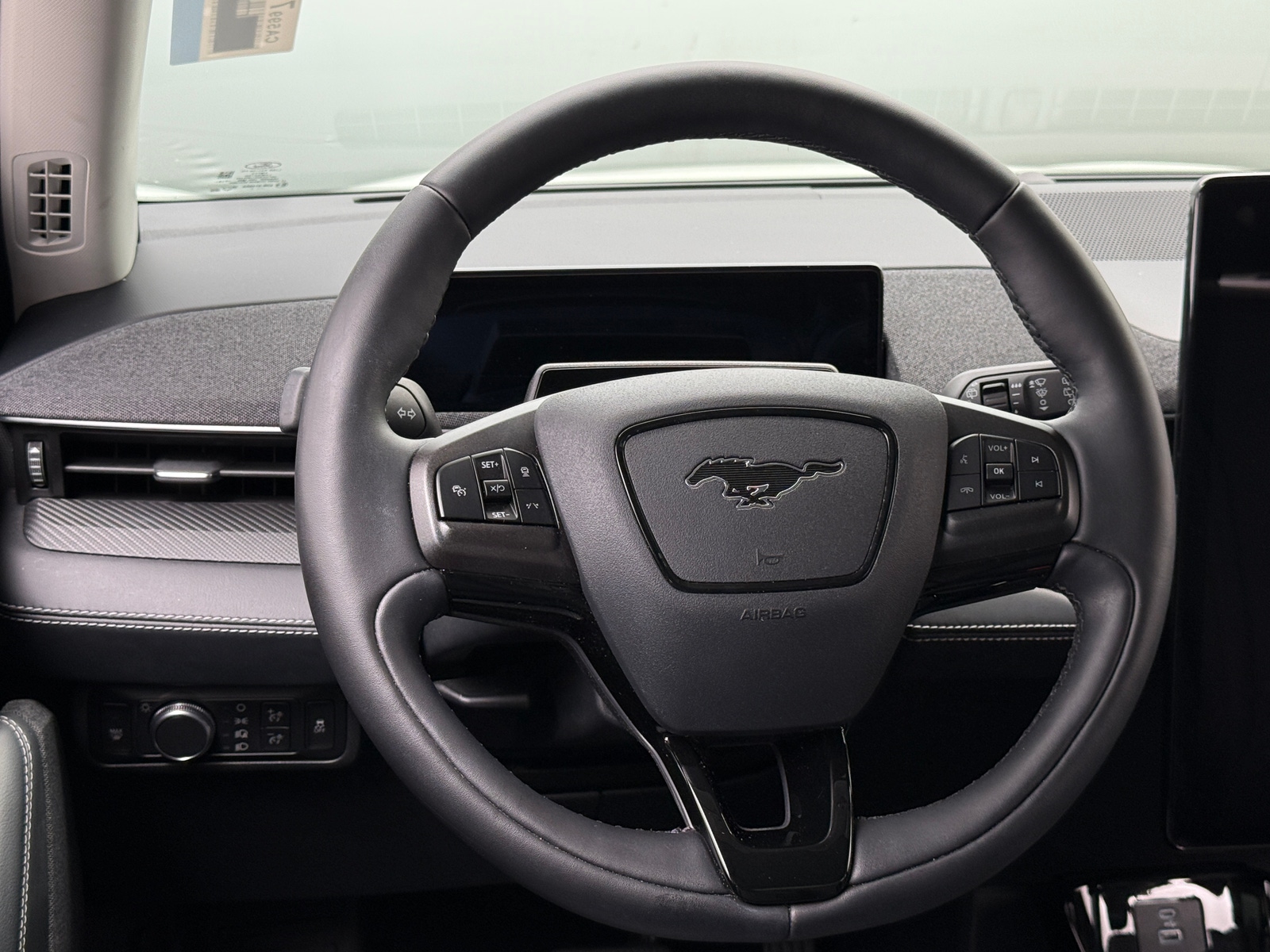 Thumbnail: 2022 Ford Mustang Mach-E - 4