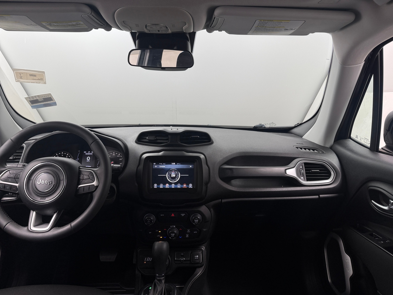 Thumbnail: 2018 Jeep Renegade - 3