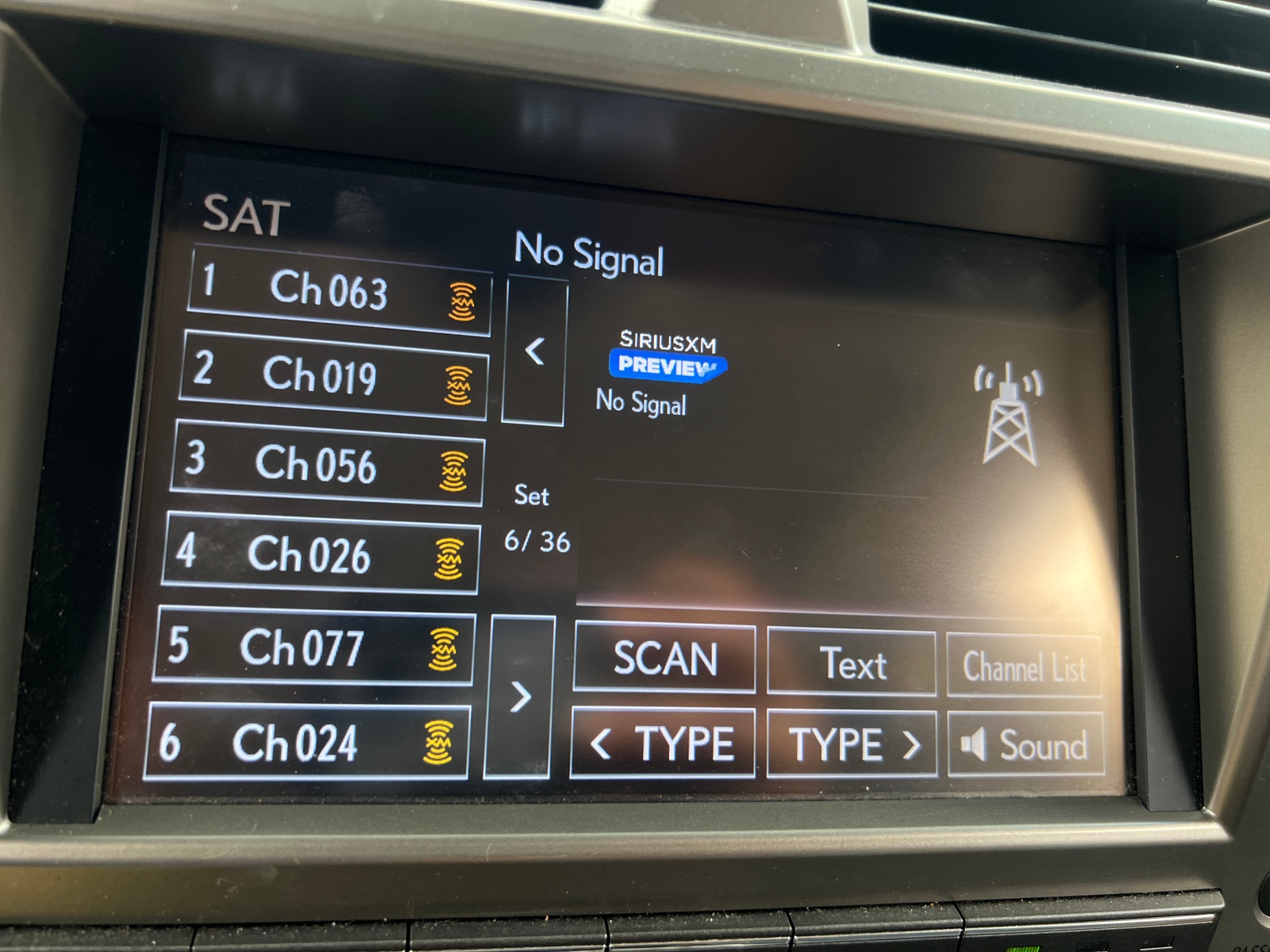 Thumbnail: 2016 Lexus GX - 4