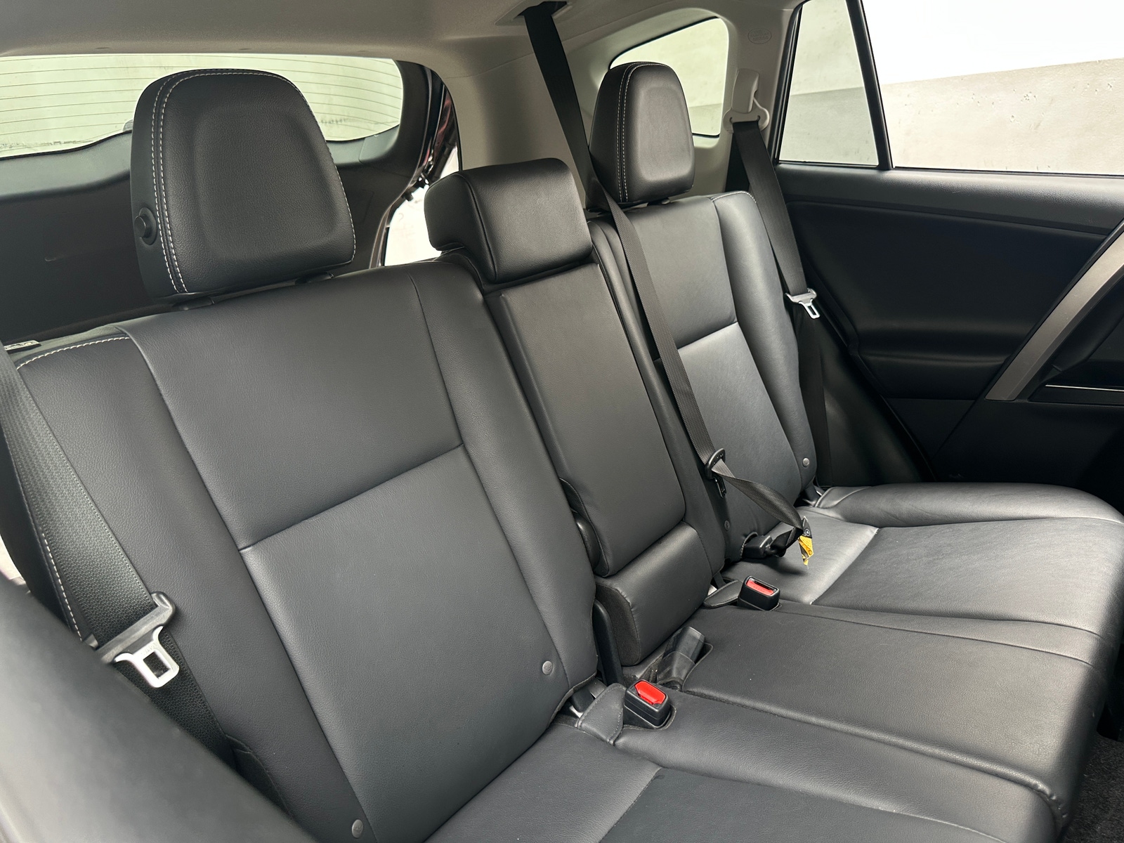 Thumbnail: 2018 Toyota RAV4 - 5