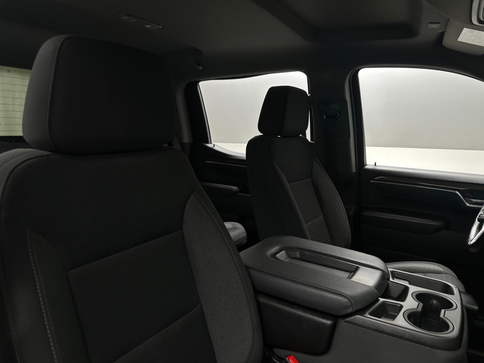 Thumbnail: 2022 Chevrolet Silverado 1500 - 2