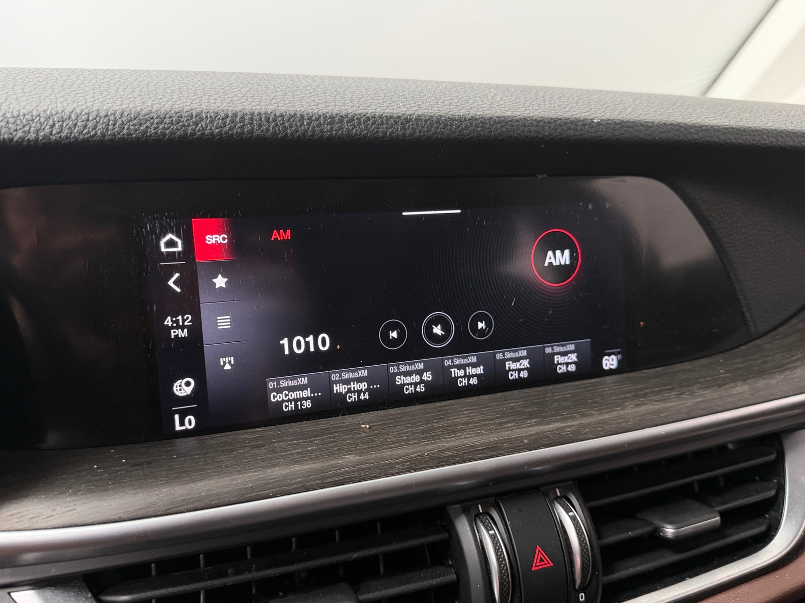 Thumbnail: 2021 Alfa Romeo Stelvio - 3