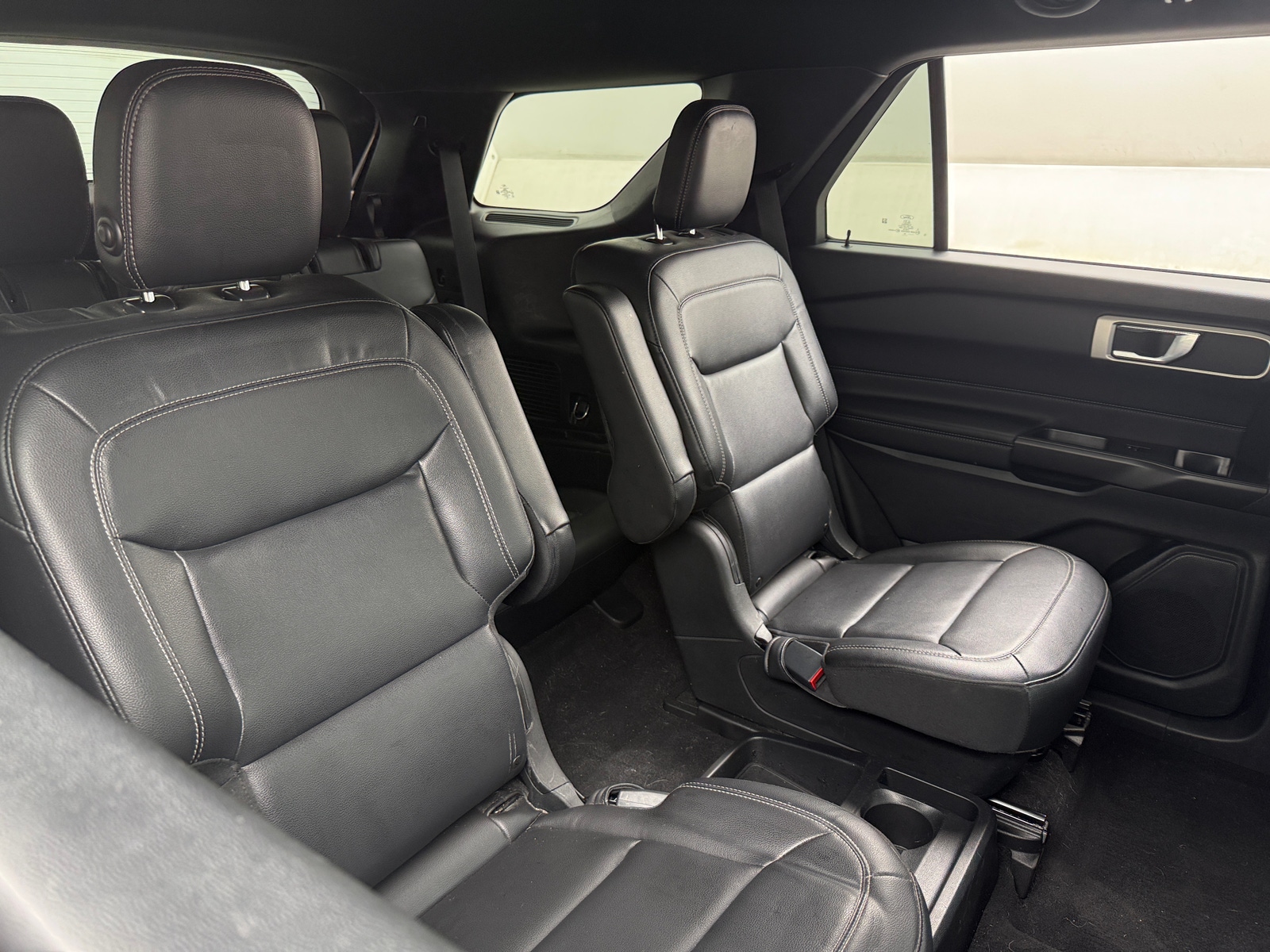 Thumbnail: 2020 Ford Explorer - 5