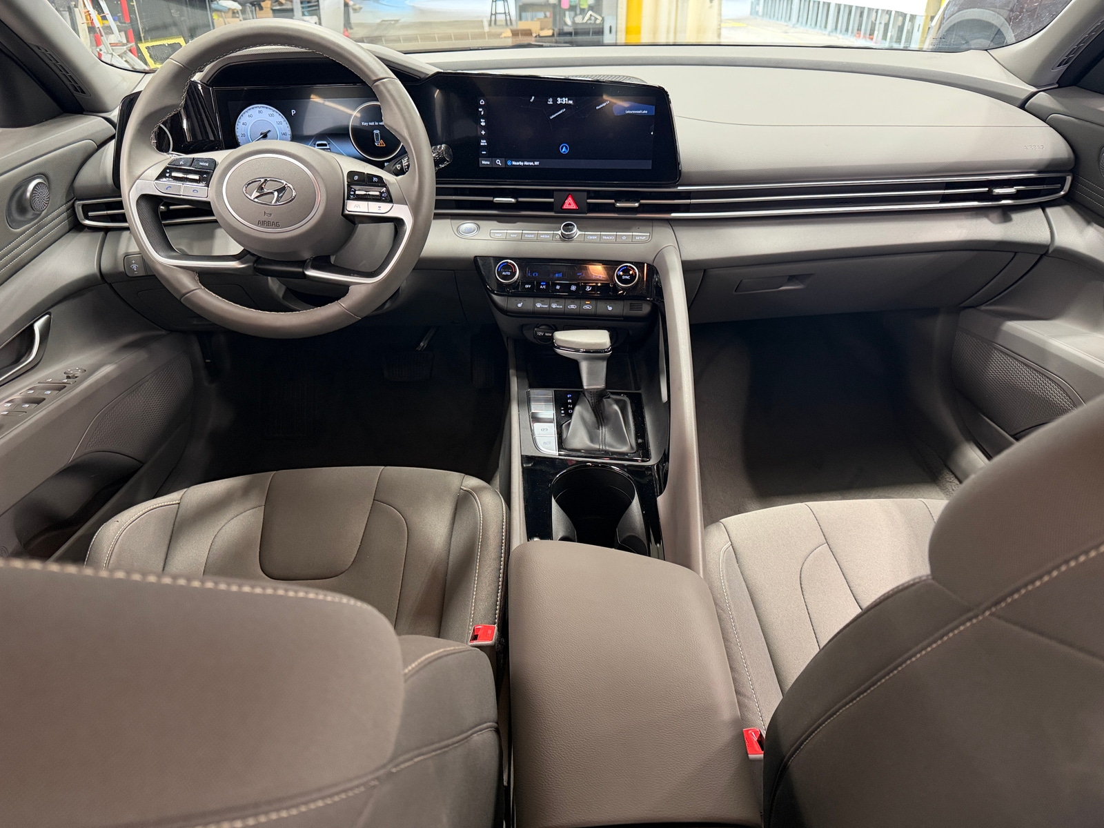 Thumbnail: 2023 Hyundai Elantra - 3