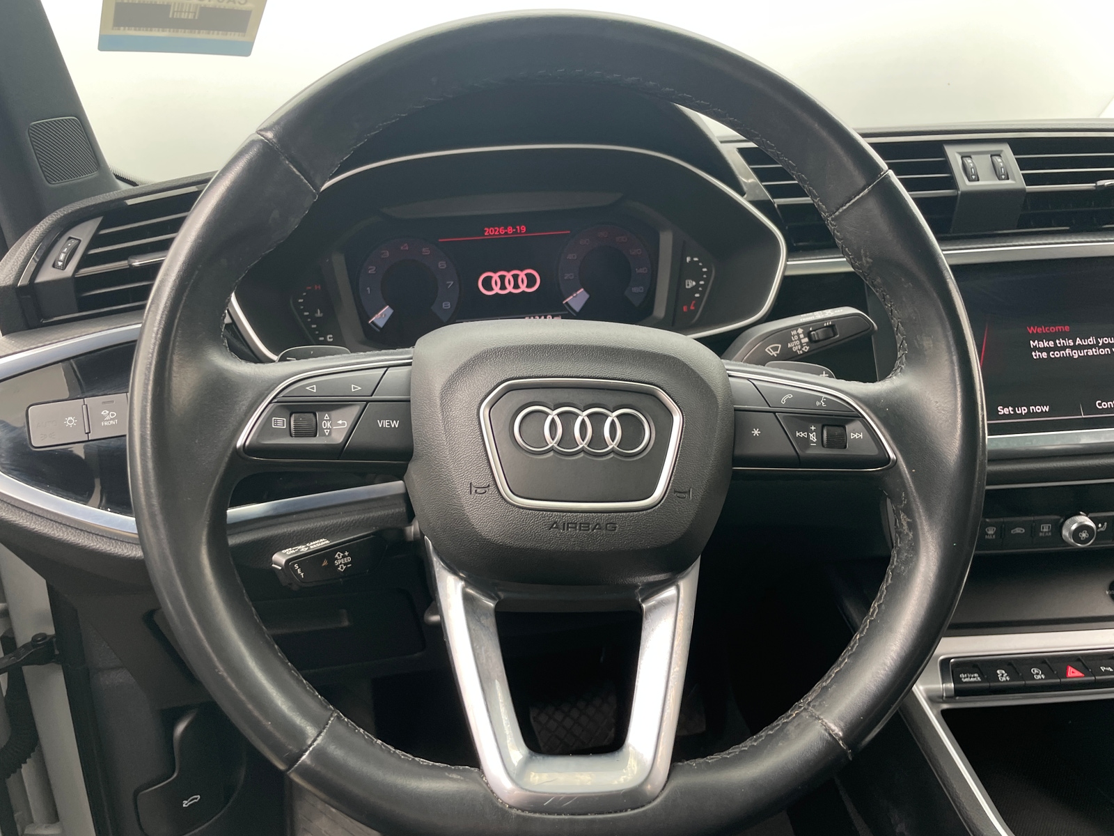 Thumbnail: 2023 Audi Q3 - 4