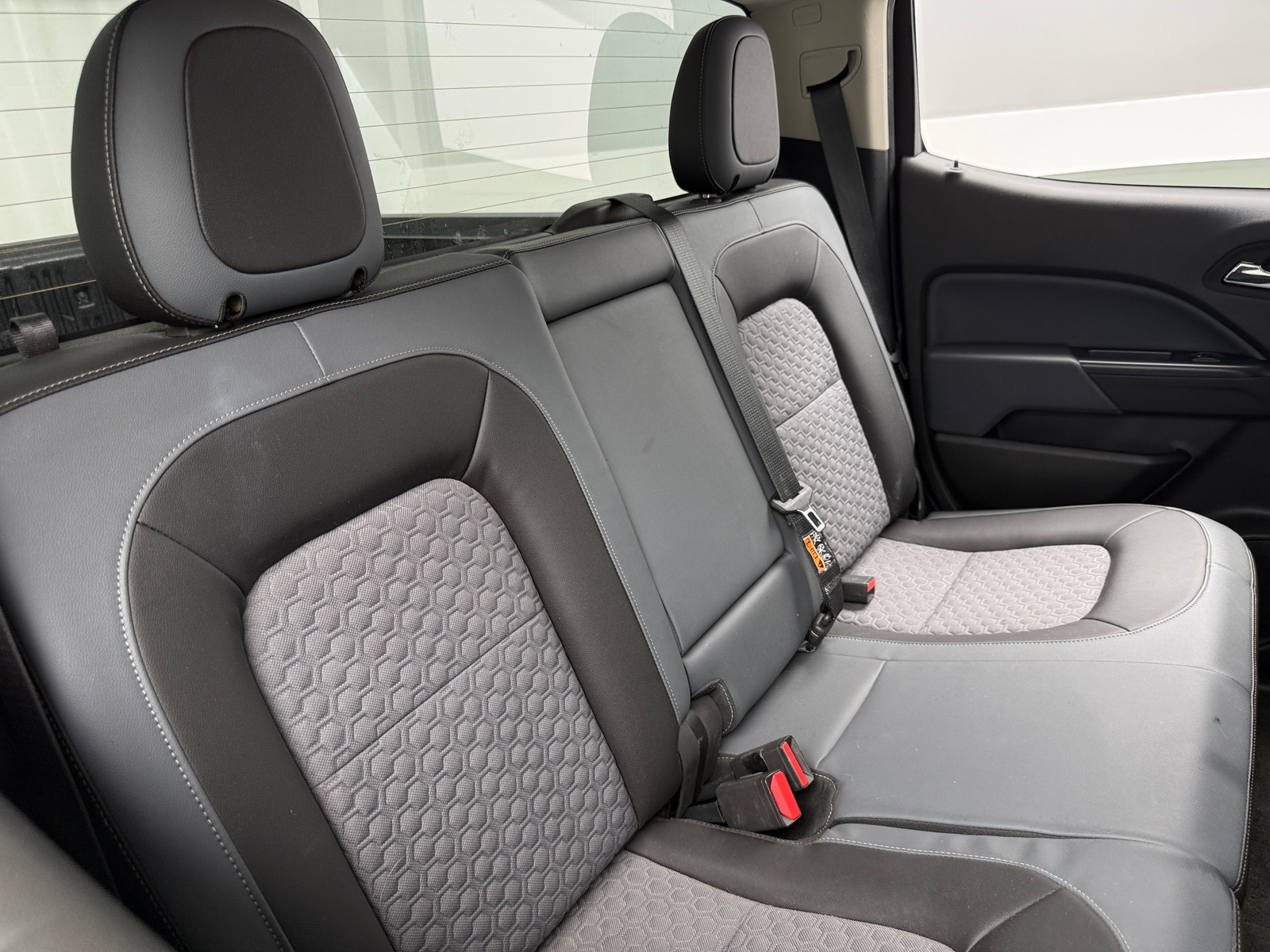 Thumbnail: 2015 Chevrolet Colorado - 5