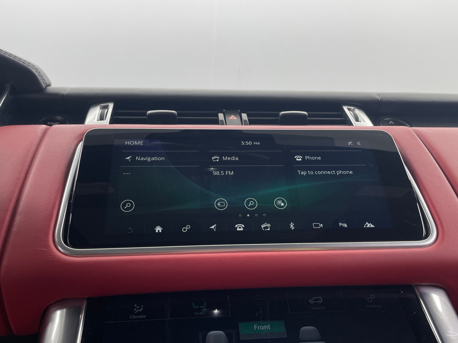 Thumbnail: 2019 Land Rover Range Rover Sport - 3
