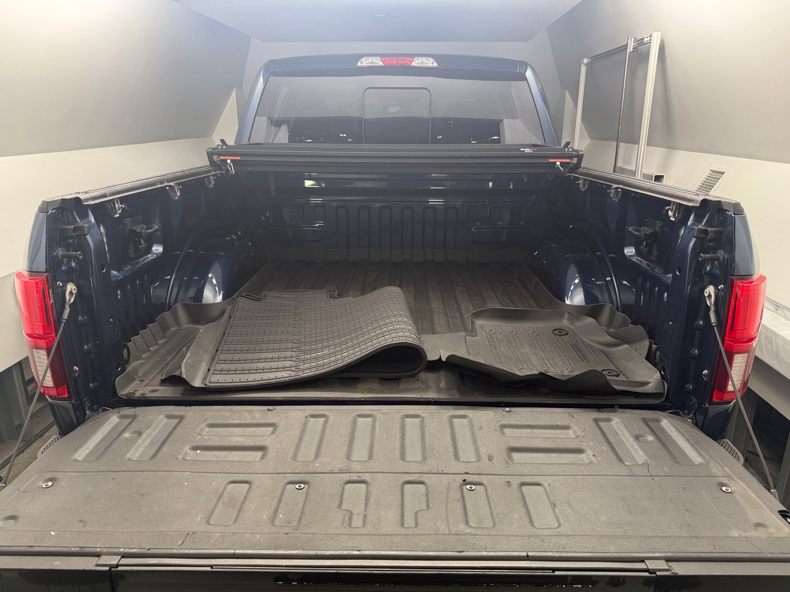 Thumbnail: 2019 Ford Econoline - 7