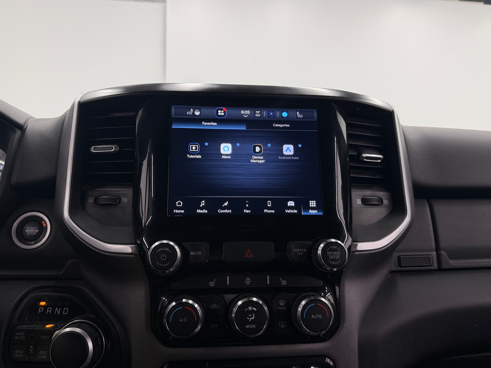 Thumbnail: 2022 RAM 1500 - 4