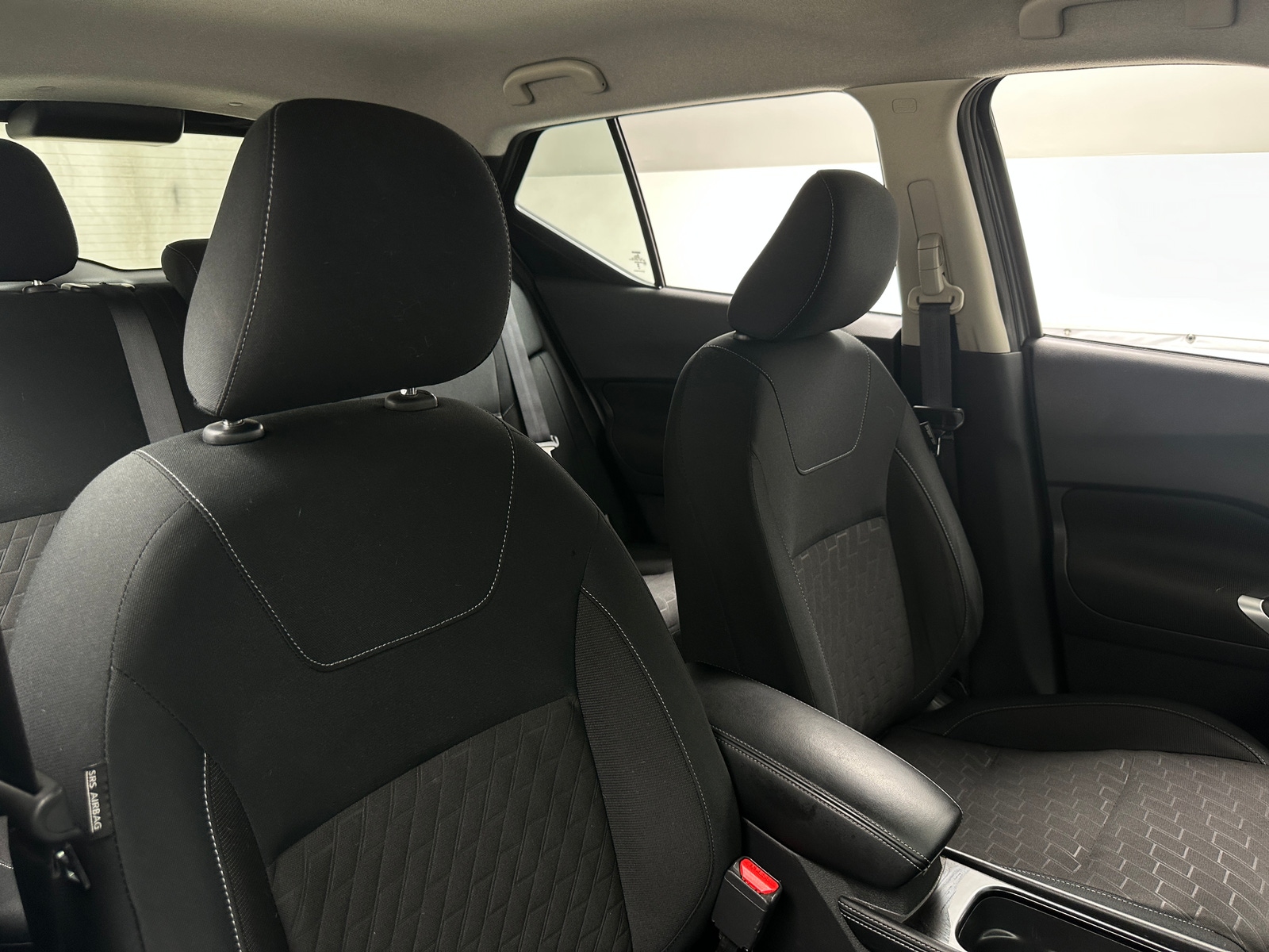 Thumbnail: 2023 Nissan Kicks - 2