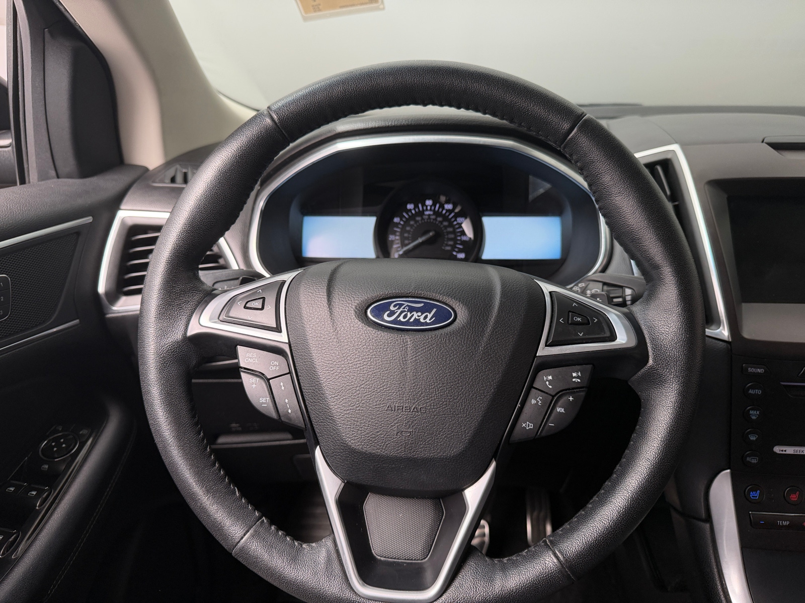 Thumbnail: 2018 Ford Edge - 4