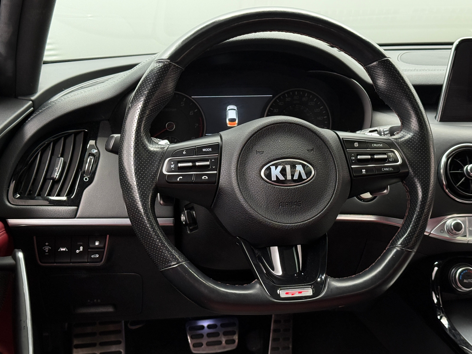 Thumbnail: 2021 Kia Stinger - 4