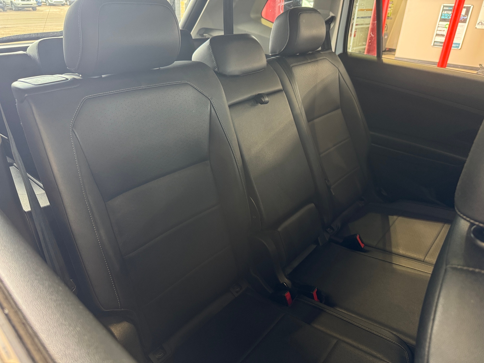 Thumbnail: 2018 Volkswagen Tiguan - 5