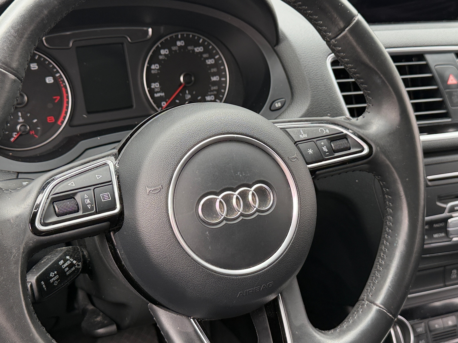 Thumbnail: 2017 Audi Q3 - 4