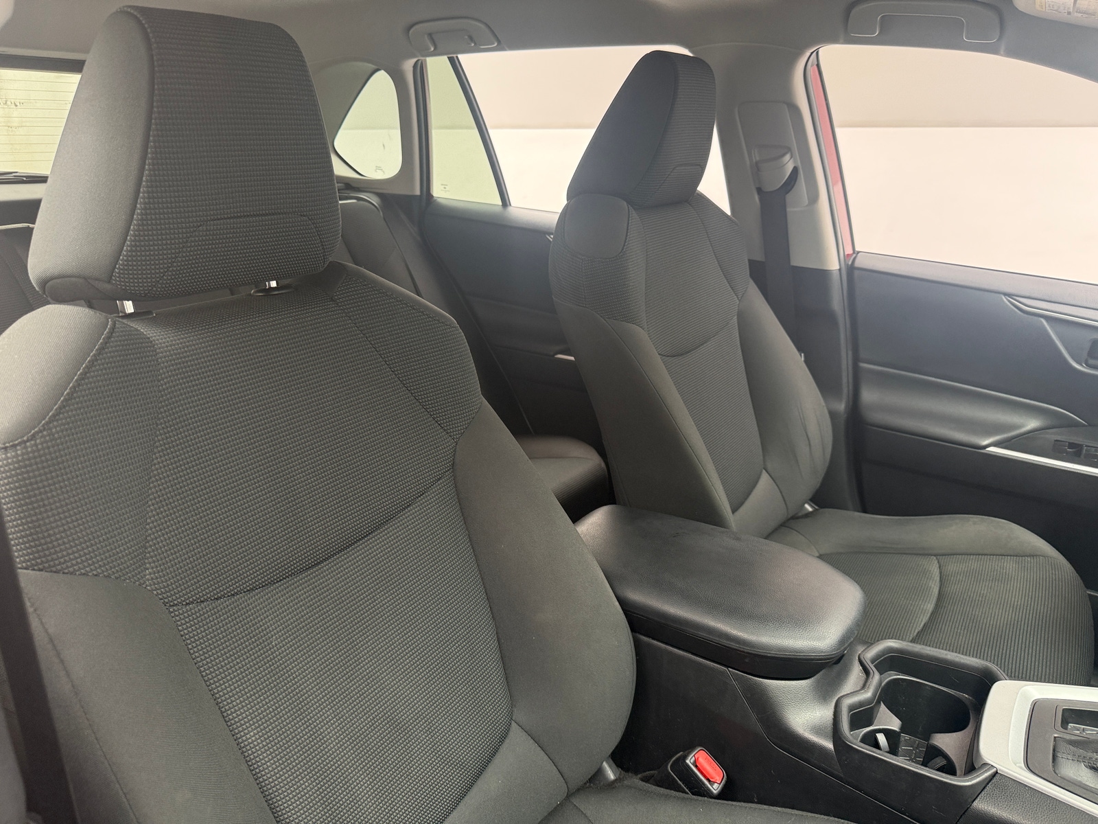 Thumbnail: 2021 Toyota RAV4 - 2