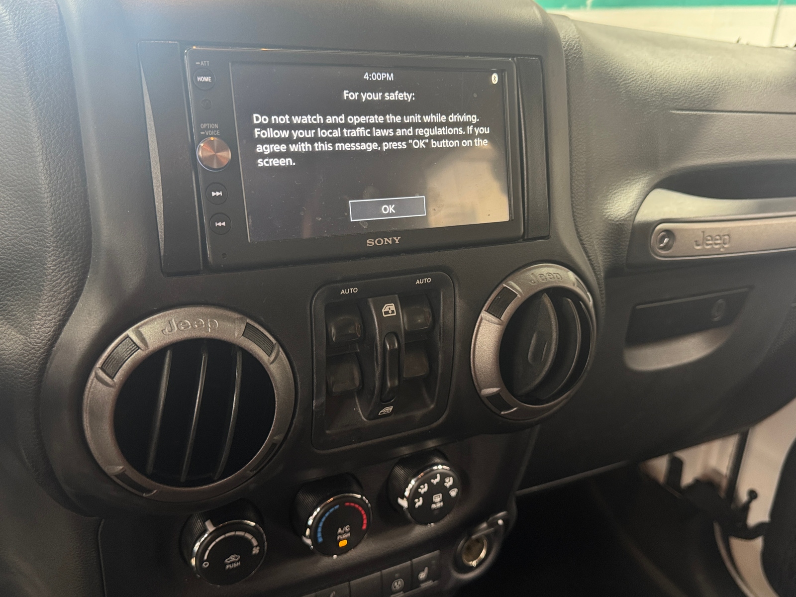 Thumbnail: 2017 Jeep Wrangler - 4