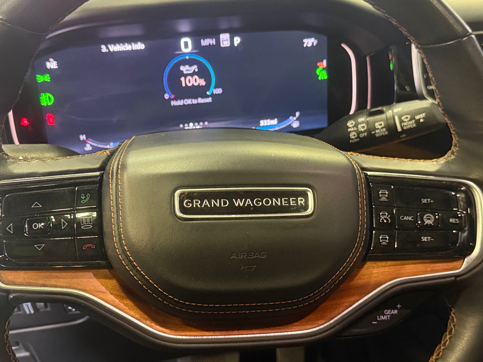Thumbnail: 2024 Jeep Grand Wagoneer L - 4