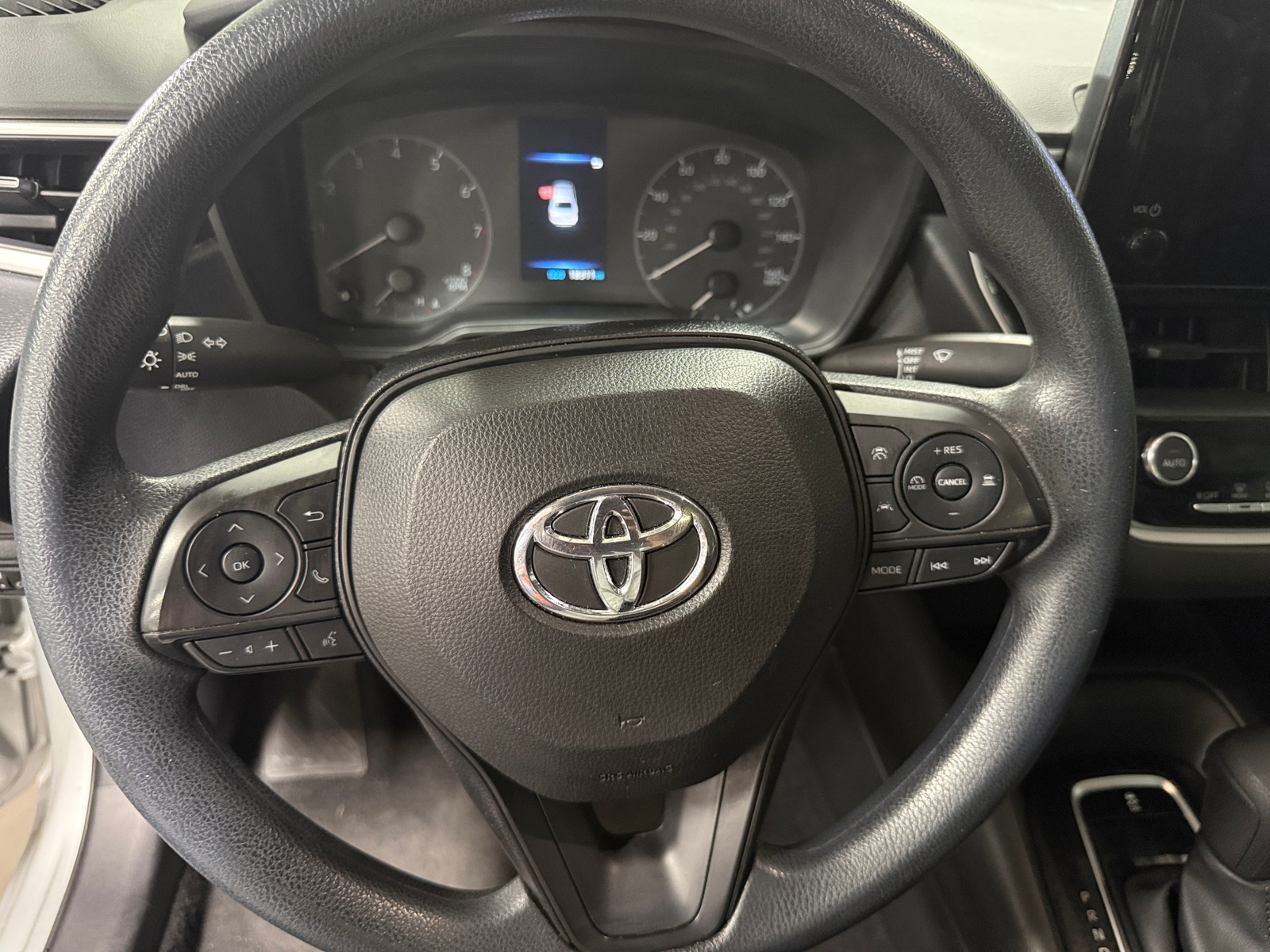Thumbnail: 2023 Toyota Corolla - 5