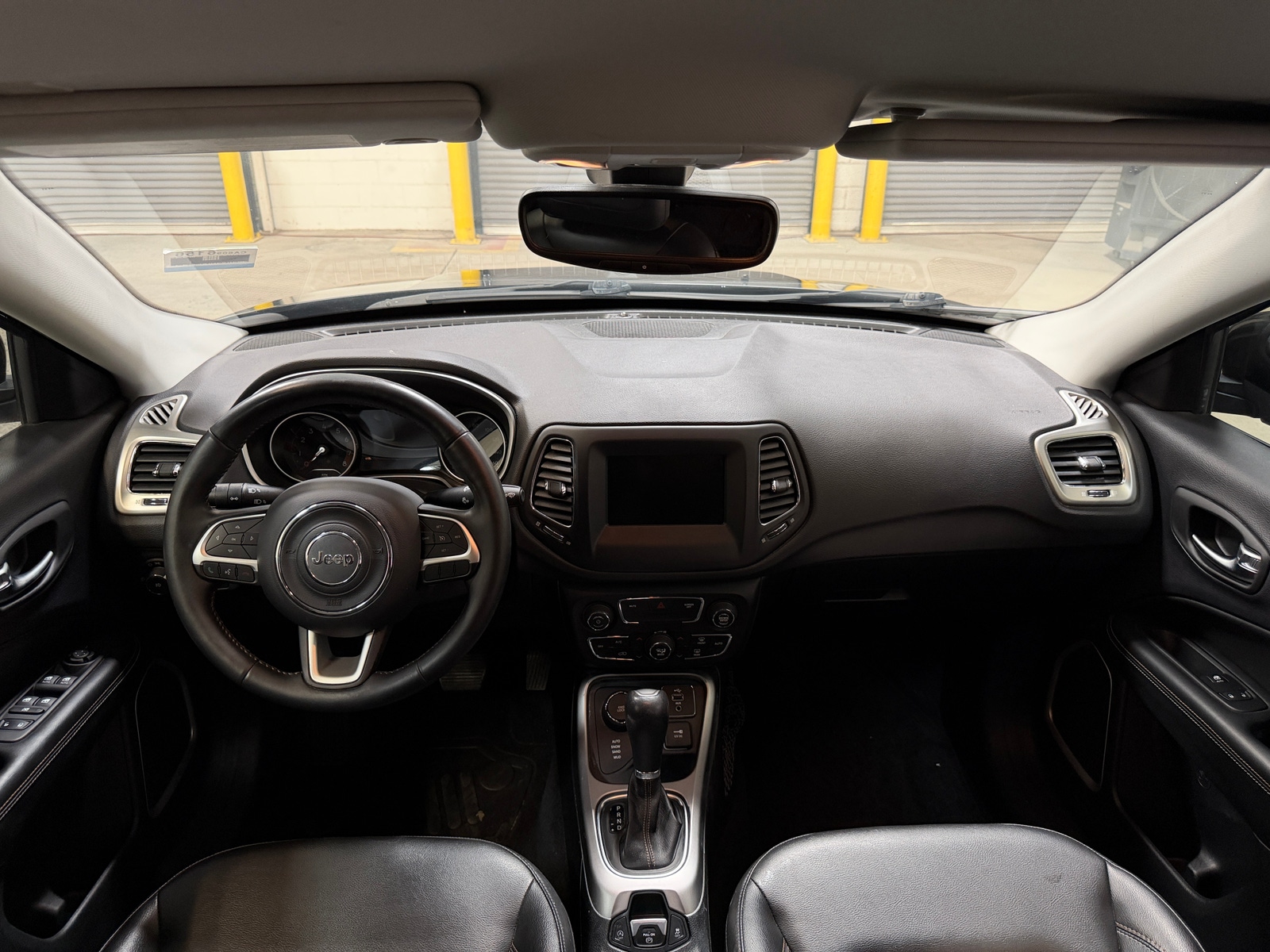 Thumbnail: 2018 Jeep Compass - 3