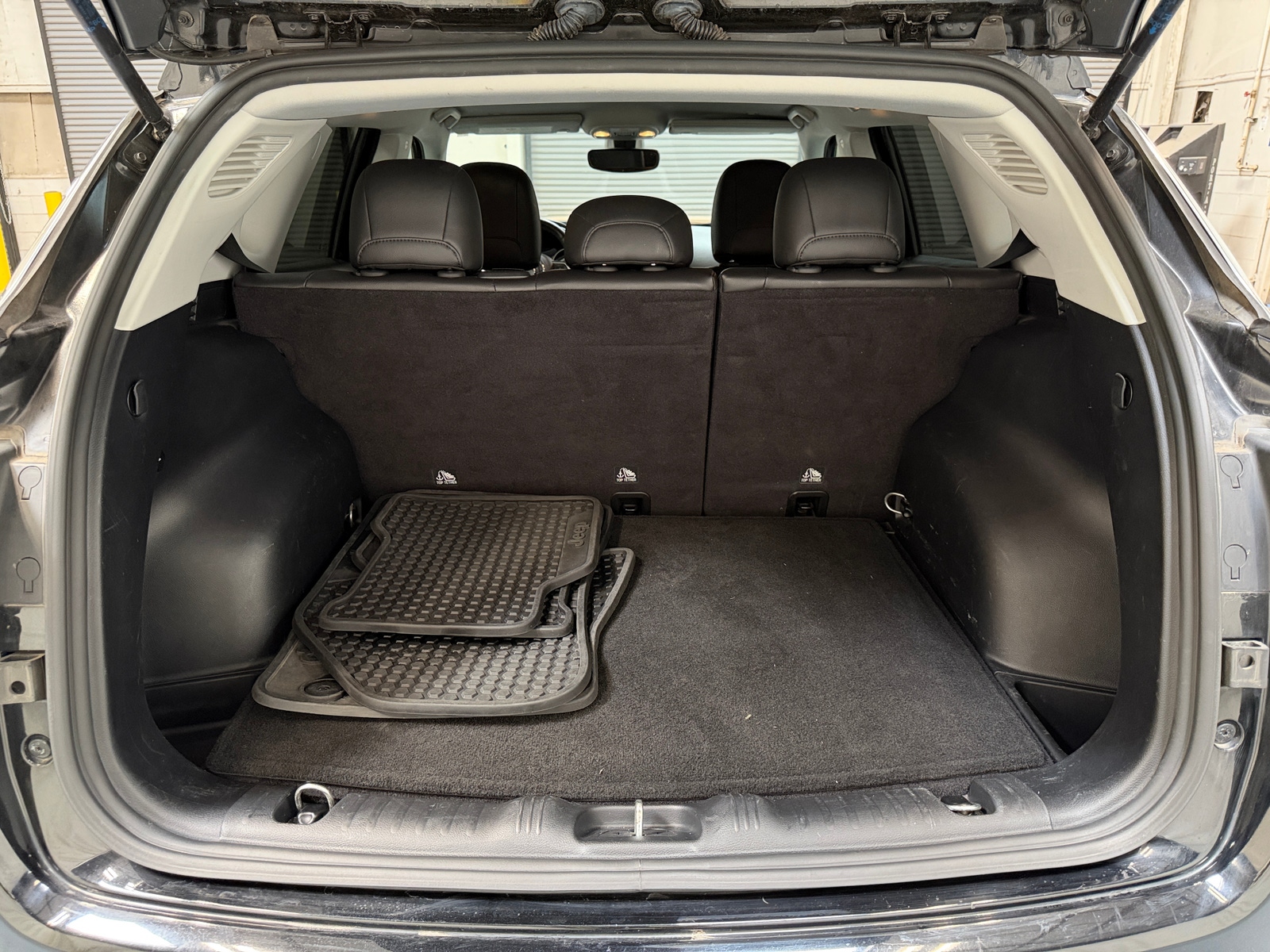 Thumbnail: 2018 Jeep Compass - 7