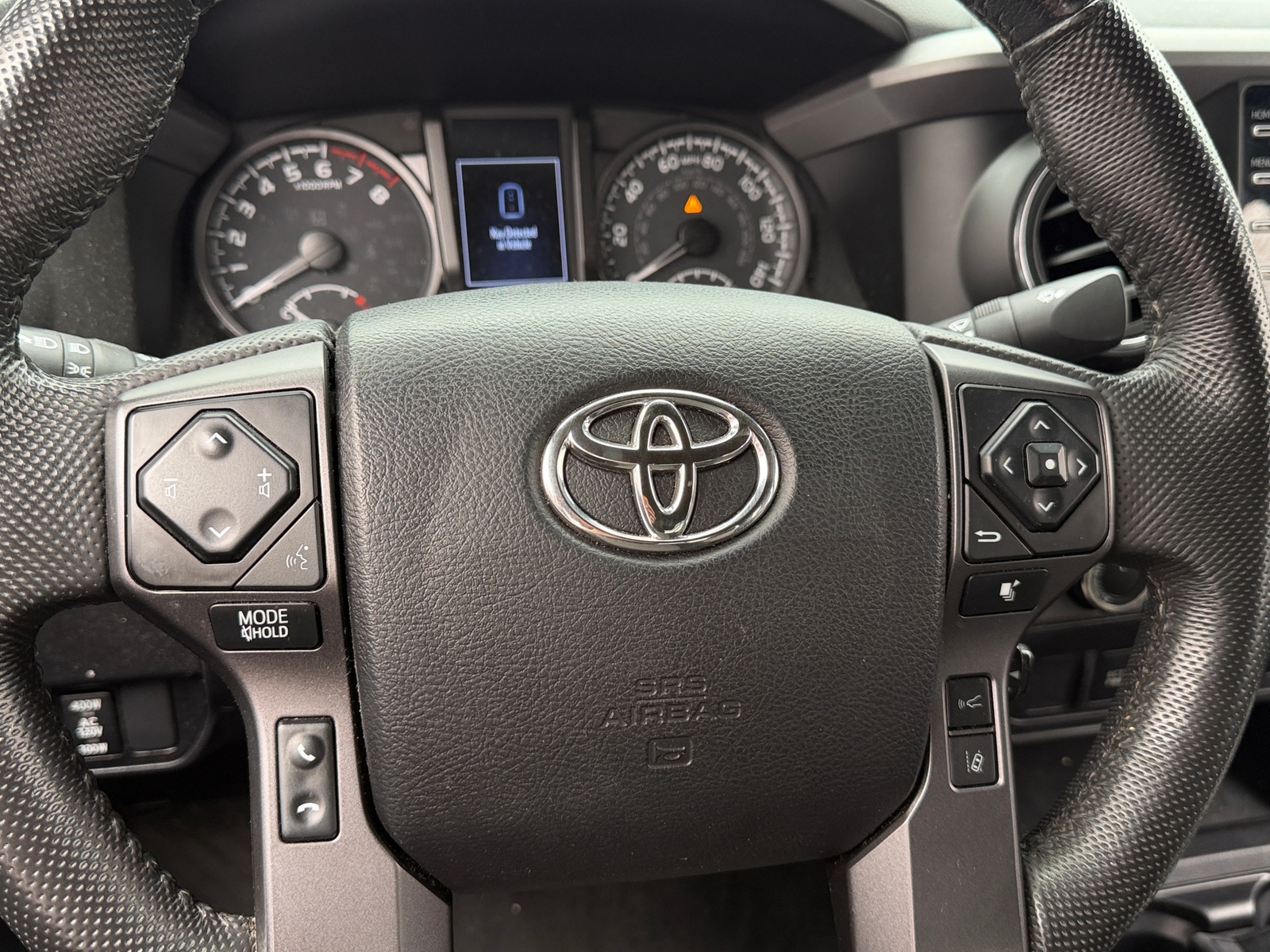 Thumbnail: 2022 Toyota Tacoma - 5