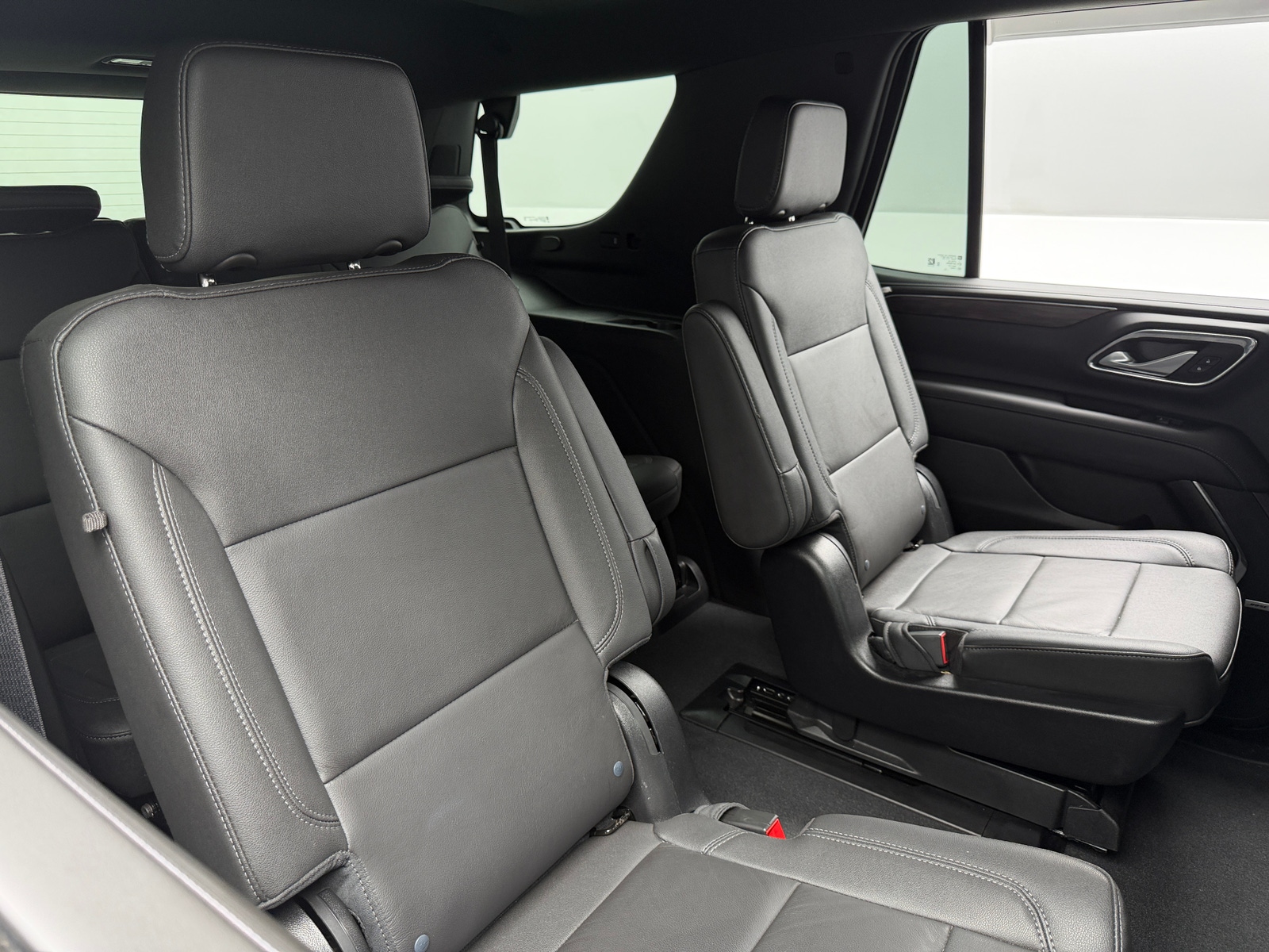 Thumbnail: 2022 Chevrolet Tahoe - 5