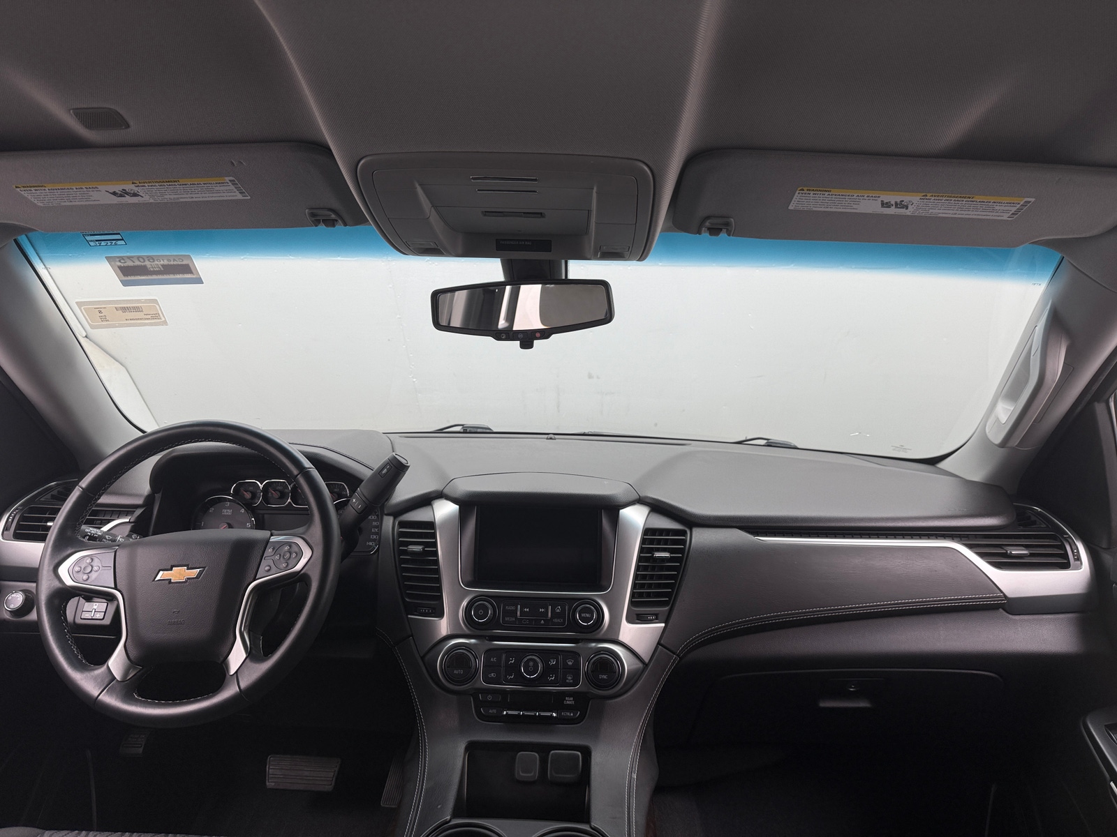 Thumbnail: 2019 Chevrolet Tahoe - 3