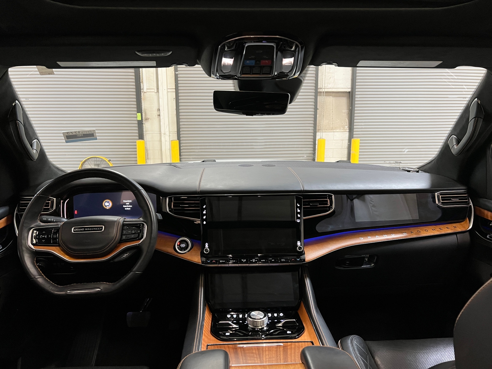Thumbnail: 2022 Jeep Grand Wagoneer - 2