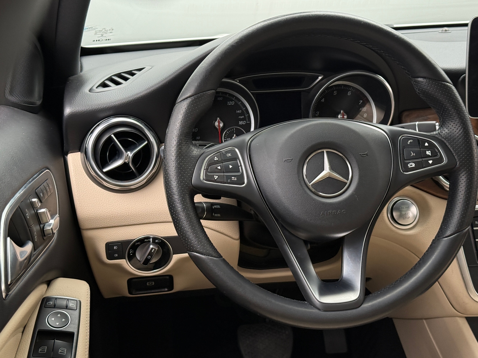 Thumbnail: 2018 Mercedes-Benz GLA - 5
