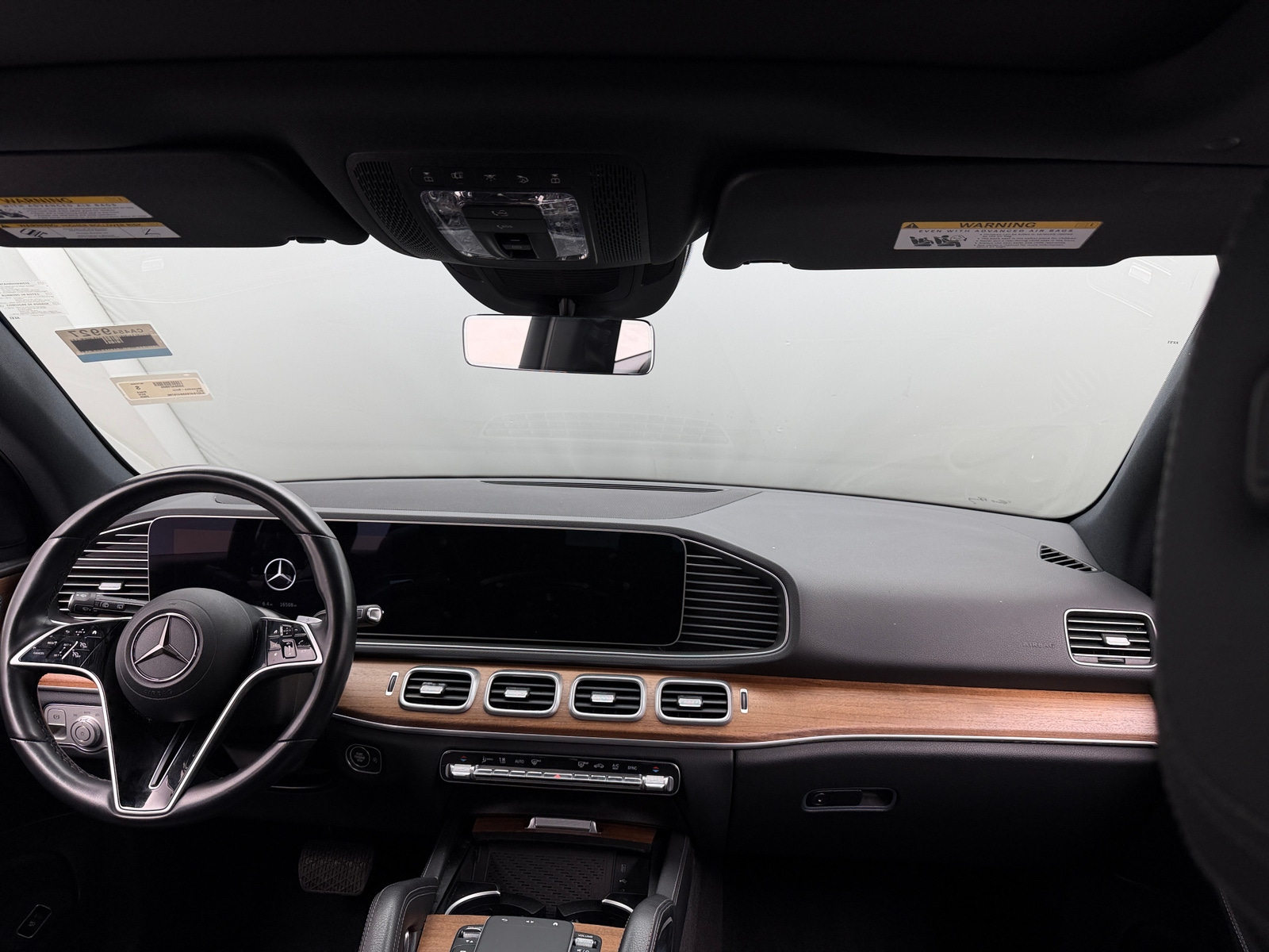 Thumbnail: 2025 Mercedes-Benz GLE - 2