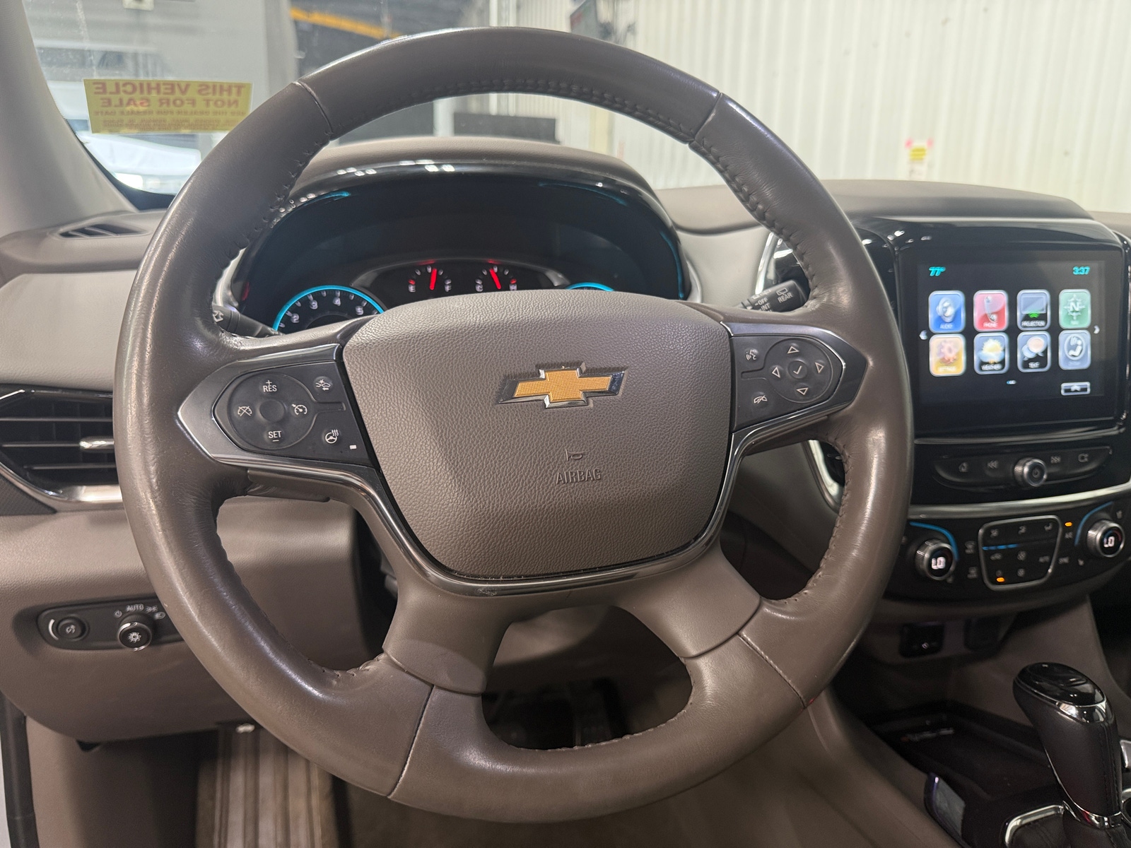 Thumbnail: 2018 Chevrolet Traverse - 4