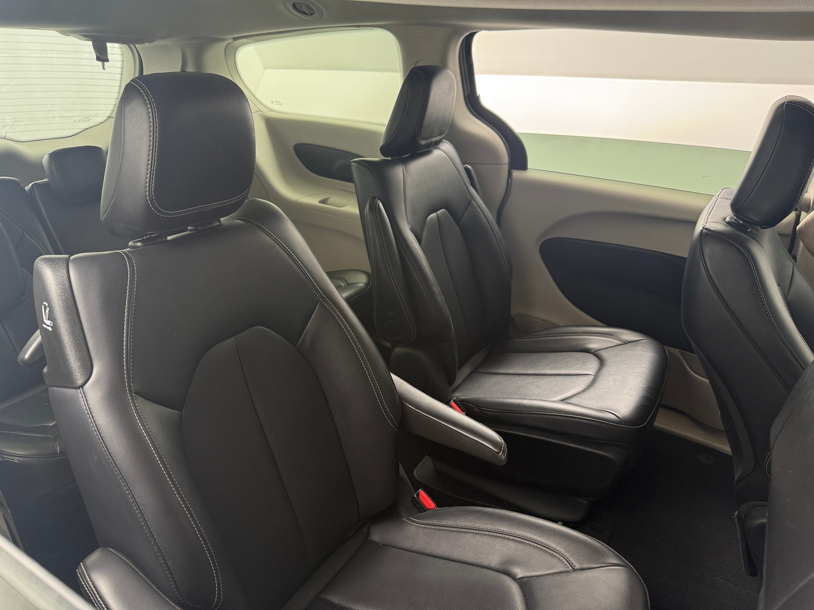 Thumbnail: 2024 Chrysler Pacifica - 5