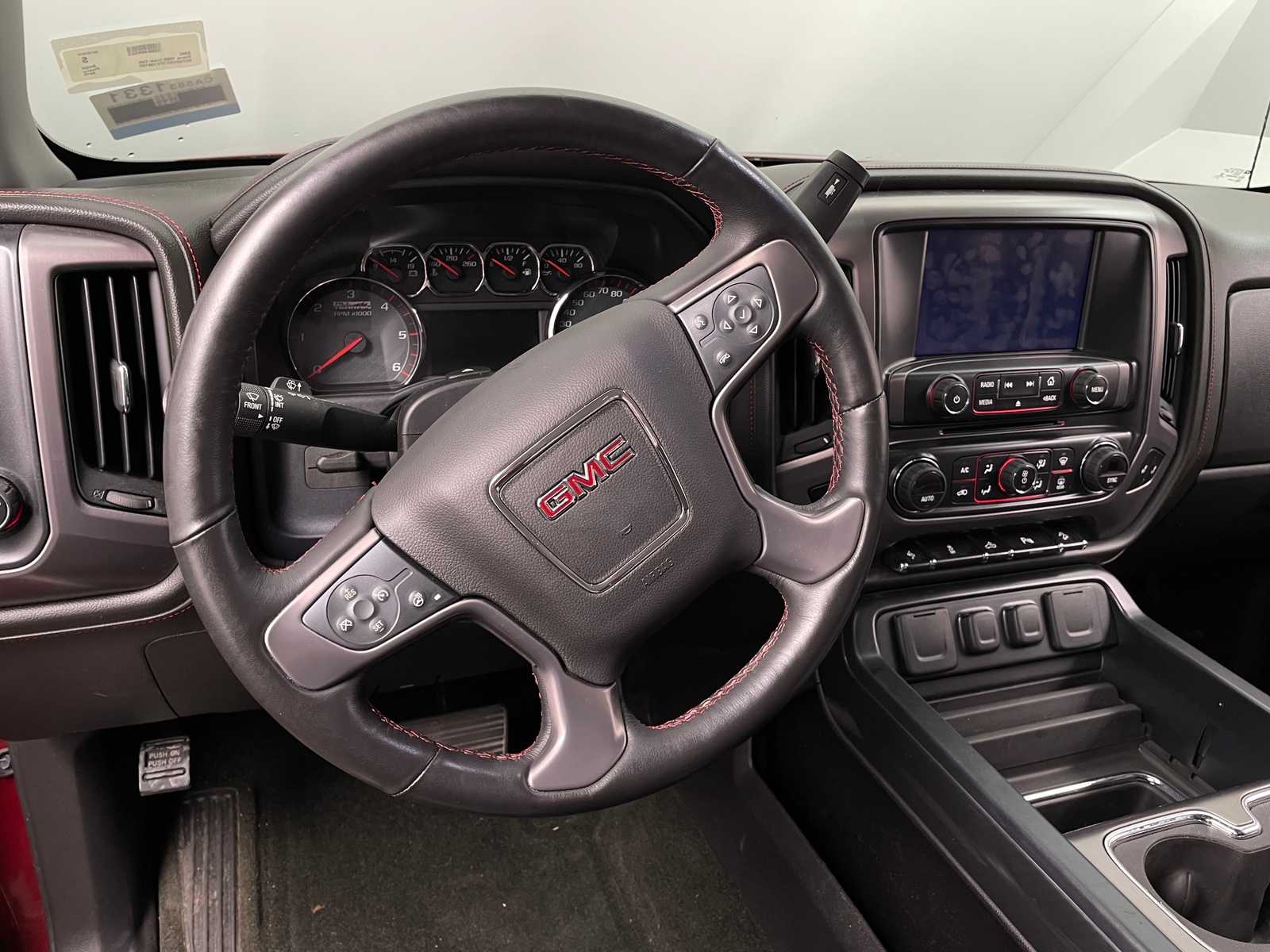 Thumbnail: 2015 GMC Sierra 1500 - 4