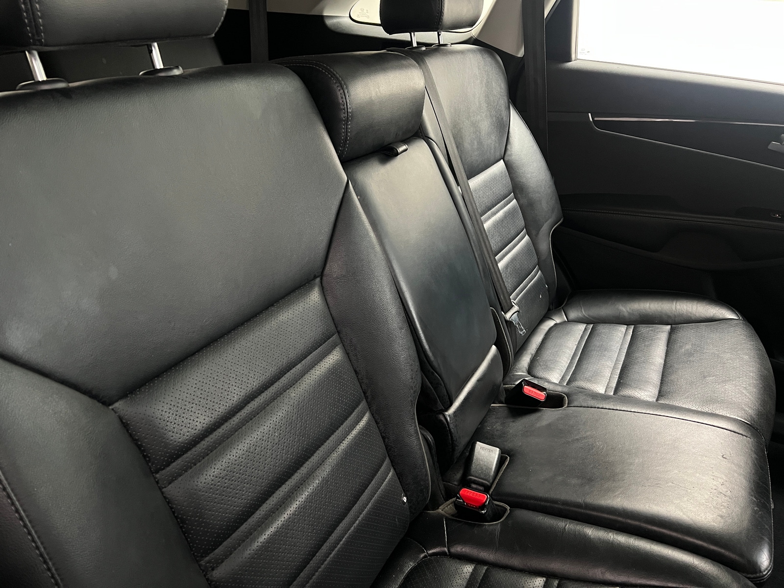 Thumbnail: 2019 Kia Sorento - 5